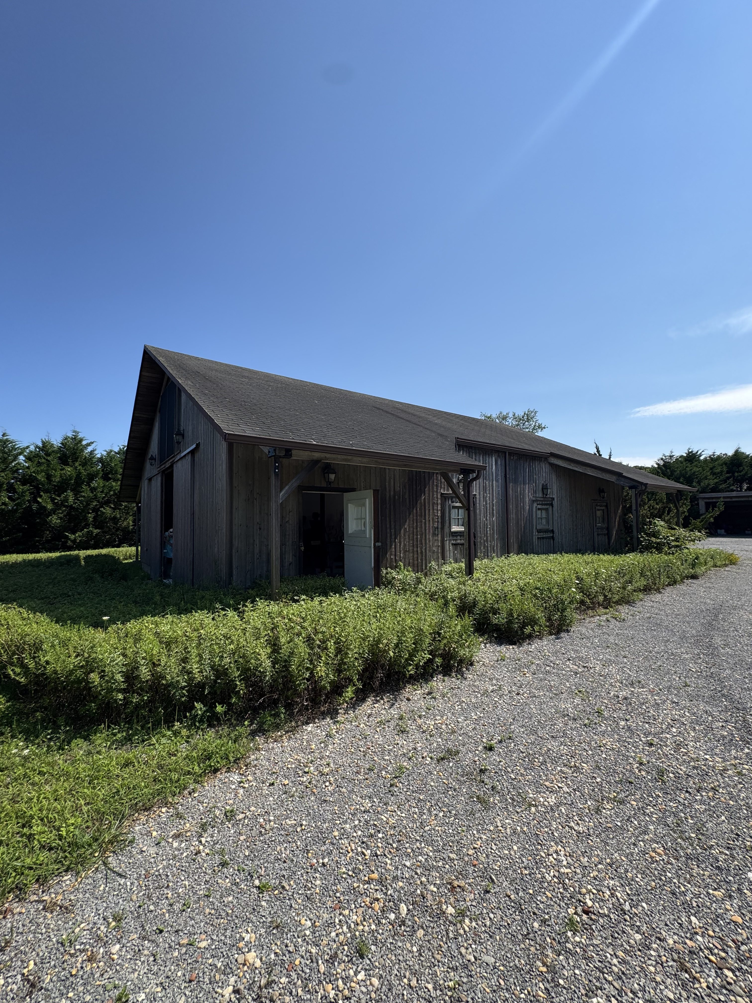 A wonderful visit to Mia Fonssagrives-studio in the Hamptons.