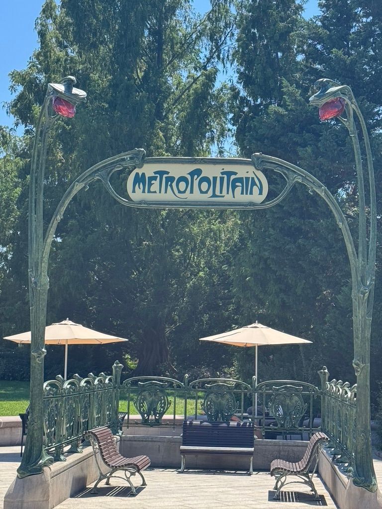 A Day Among Sculptures: Discovering Art in the Garden