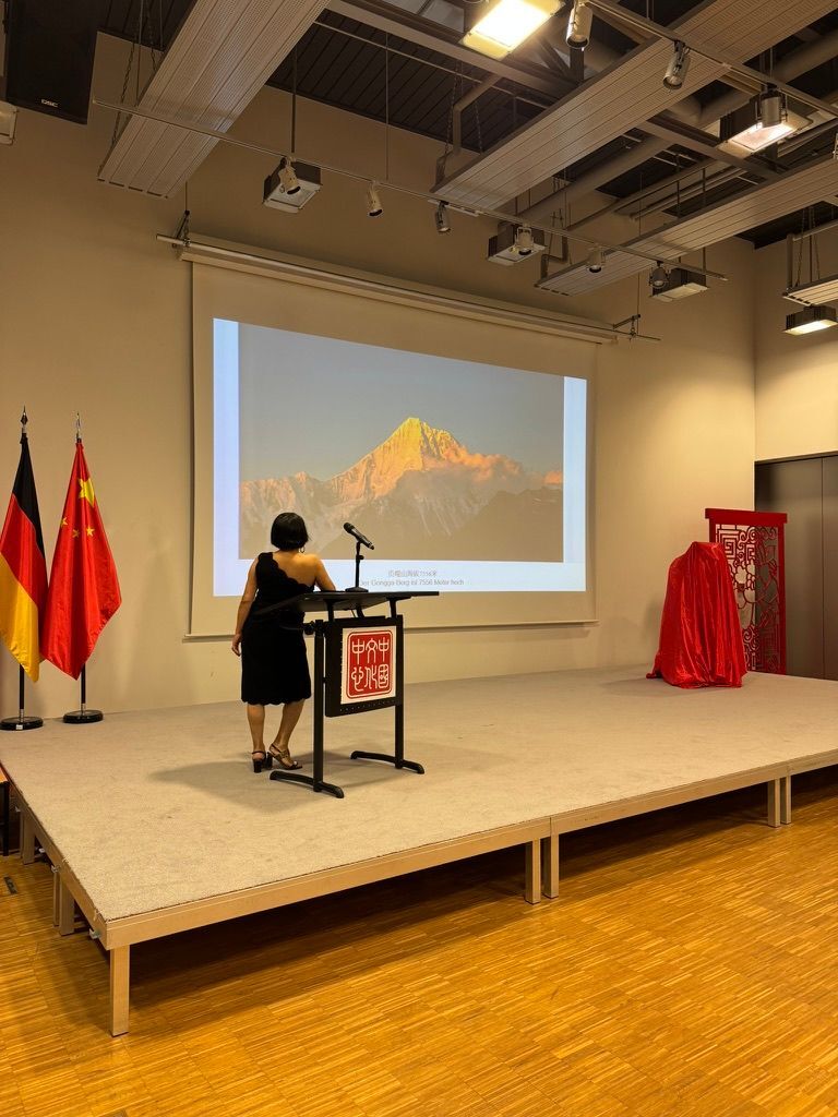 “Tea for Harmony – Yaji Cultural Salon” at the Chinese Cultural Center in Berlin