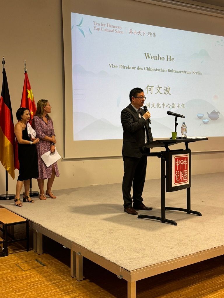 “Tea for Harmony – Yaji Cultural Salon” at the Chinese Cultural Center in Berlin