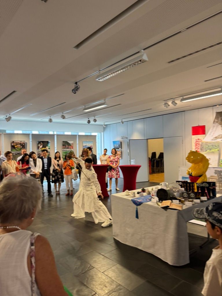 “Tea for Harmony – Yaji Cultural Salon” at the Chinese Cultural Center in Berlin