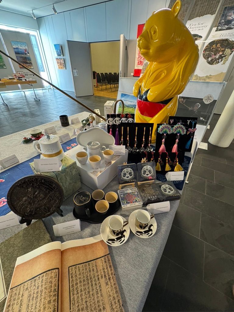 “Tea for Harmony – Yaji Cultural Salon” at the Chinese Cultural Center in Berlin